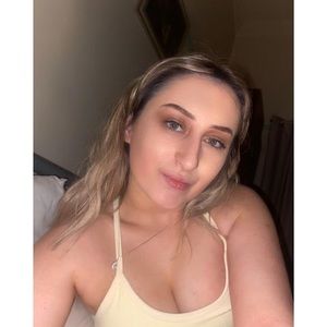 Meet your Posher, Libby